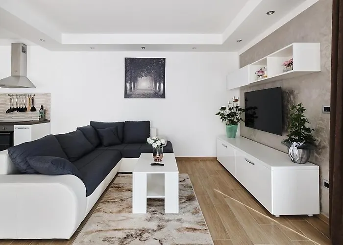 Pensión Celtis By 4*